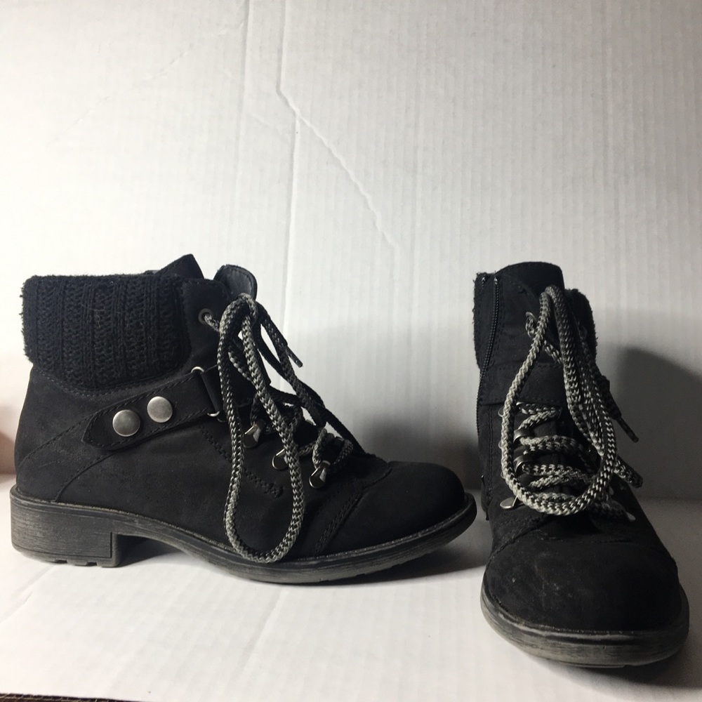 American Rag Harvey black hiking boots. Size 9.5